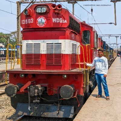 Railfan | photographer | Computer engineer | Tech enthusiast | Smartphones advisor | ALCO and WAP-5 lover #30009