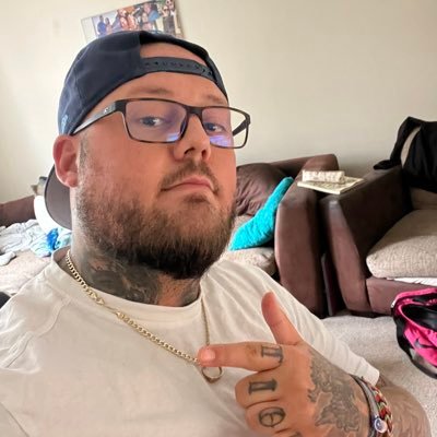 doug_snape's profile picture. jailbreak enthusiast, tester, any question don’t hesitate I’m here to help