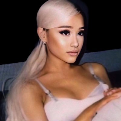rose メ𝟶 SEEING ABEL JUNE 5 Profile