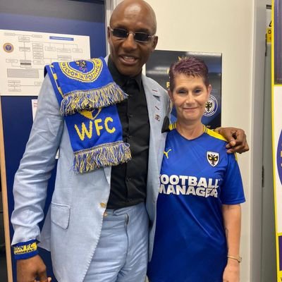 Love my family 💑, friends, MADNESS 🎶and AFC Wimbledon 💙💛 #SWSG19 member