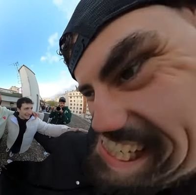 Tu connais la blague de Marc qui connaît tout le monde ?