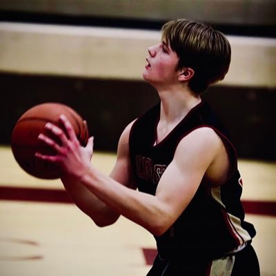 MAPLE GROVE C/O 2026-195lbs 6’2”SOPHOMORE FOOTBALL(DE)| |SOPHOMORE BASKETBALL(SG)(PF)|