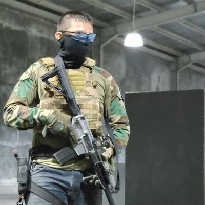 Tactical Kuma here
Male
just an ordinary airsofter from Indonesia