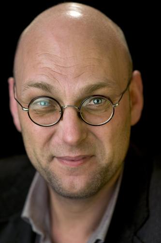 Journalist @parool  Ex @waarisschuim Hier eigenlijk alleen voor @FortunaSittard