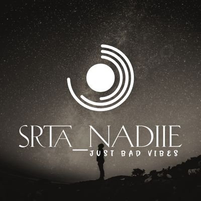 Srta_Nadiie Profile Picture