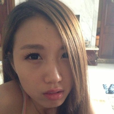 Muziaiai69's profile picture. 喜欢母子熟女乱伦的请加入telegram群：https://t.co/SRSqSvdzoh