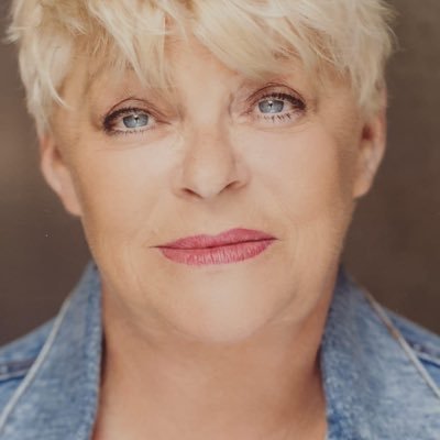 🎭 Actress & Stand Up Comedian ☀️Janey Yorke in Benidorm 📧  Comedy Bookings - simon@sqplive.co.uk Enquiries - felan@bold-management.com