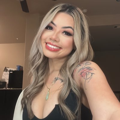 kaitlyonn's profile picture. 