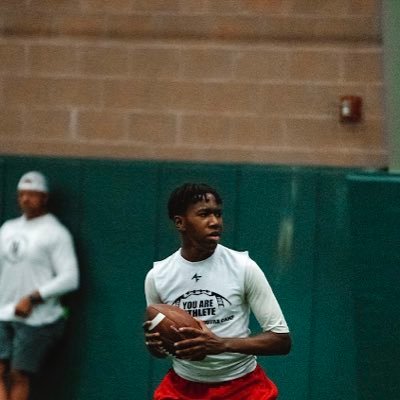 Homewood-Flossmoor HS | Football/Track | WR/QB | 400M & 200M | Class of 2025 | 6’1” 160 Ibs | 🇳🇬🇺🇸 | sodipes2025@student.hf233.org | sodipes2025@gmail.com |