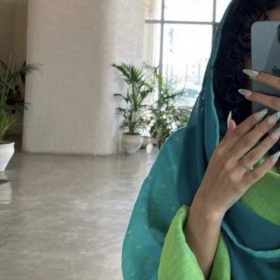 ان شاء الله المستقبل معلمة - ليتعلم الاجيال القادمة مني التواضع والعلم النافع 😎