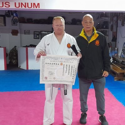 KELL_AT_MOSSLEY's profile picture. Loves Horse Racing and will win the Grand National one day as an Owner 👀. A massive lover of LFC, Not forgetting a Scouse Lord. Martial Arts Black Belt