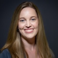 teacher well-being, grief, emotions and #EnglishEd #Literacies | Assistant Professor @educationUSF | https://t.co/h9DMhXEaVT | opinions my own | she/her