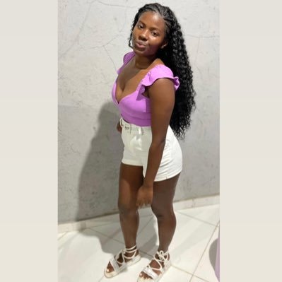 Ele fará você rir de novo 🙇🏽♀️🙏🏽-Jó 8:21 20/04/2019 Eloá 👩👧❤️