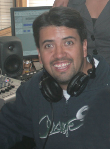 Nacido en la Villa de El Cocuy - Boyacá. Control master en Punto 4 Radio http://t.co/9tIU5ml0Q1