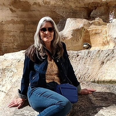 photogirl2u's profile picture. 