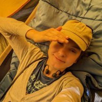 Stasiya (@undcidd) 's Twitter Profile