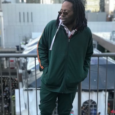 DaFoxNamedPetty's profile picture. Claflin Alumni, #336 #FoxLitTV #ComingSoon 🦊 #BBWLover 🎥 Reactions: @Hfoxes92