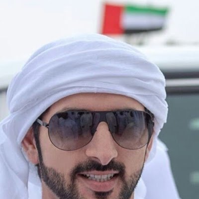 أنا الشيخ حمدان ، ولي عهد دبي ، هذا حساب خاص لا أريد الكثير من المتابعين هنا ، أنا هنا فقط للاستمتاع وتكوين صداقات أقل💤🌺🇦🇪