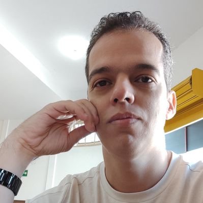 Fessor Renato. O cara das condutas incompativeis.