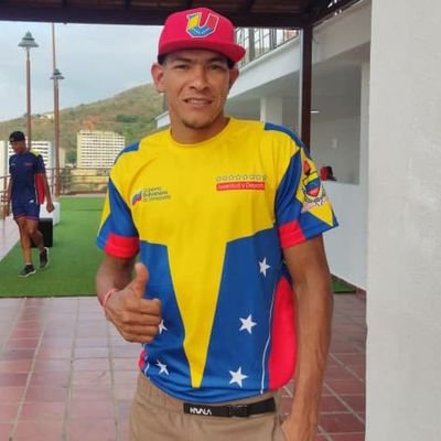 Ciclista 🚴🇧🇷🚴🇨🇴🚴🇲🇽profesional 
🥇 esprint vuelta al Táchira 2015
🥇 montaña vuelta al Táchira 2016
🥇casa del padre 2016
🥈vuelta Venezuela 2016