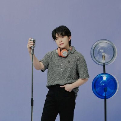 Hey I'm Ryan! I used to be @HeUniform but it was time for a Change Up. I'm a carat and uaena