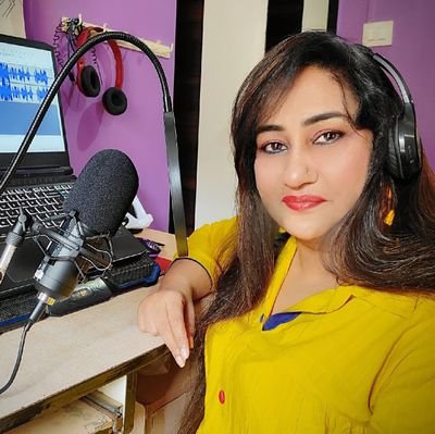 Beauty Blogger | Fashionista |Nationalist|Youtuber |Singer |Radio Jockey📻-Jaipur Radio,Rock95,Radio Gramoday 90.4FM, Chetna Radio 90.4Fmhttp:/vrmarvelites.com