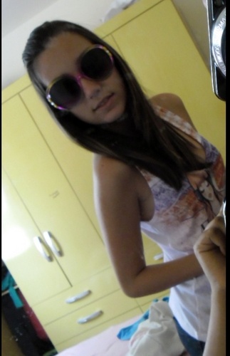 eu amo essa fedo *-* brincadeira te amo sua linda e você é minha bebel (: podi contar comigo pra sempre,te amo @_alinelopees