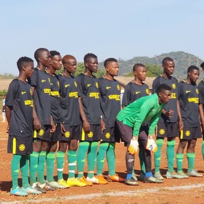 FcSinnott's profile picture. football club