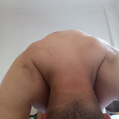 42 y real slave that is living in lisbon and looking for his young alpha Master to serve.