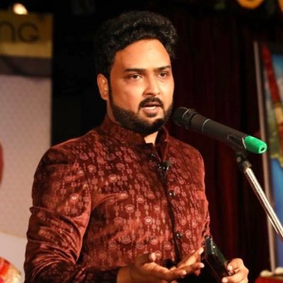 Stand up Comedian, Poet and mimicry artist,Proud to be an “भारतीय” !! Follow Me And Spread My Comedy and Poetry.