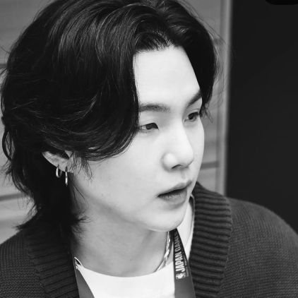 LainLainn's profile picture. 방탄 팬 계정 칠방탄 애정하지만 윤기를 좀 더 애낍니다