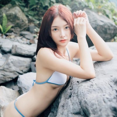 YUWEN9988's profile picture. 我是個認真的人(◕‿◕✿) 不管是在吃飯還是睡覺