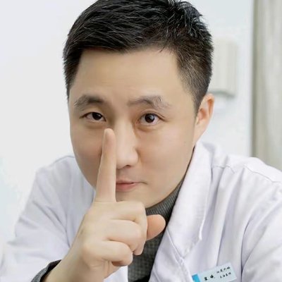 💪男人的苦,💥老瞿最清楚。 👊专业修枪15余年,老瞿来帮忙,男题不用藏。❤️ 各位朋友们,有问题可以留言,老瞿无偿来给大家解决😍。 喜欢分享视频。❤️ 做为一名医生,医者不自医😂做为一个男人😍谁也避免不了心中的那股欲望💦💦💦有需要咨询男性健康问题的可以私信老瞿。