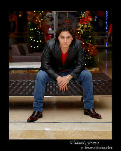 Aletinoco's profile picture. Fotógrafo Artístico y Publicitario graduado del Centro de Estudios Toulusse Lautrec en Lima Perú actualmente vivo en venezuela-caracas