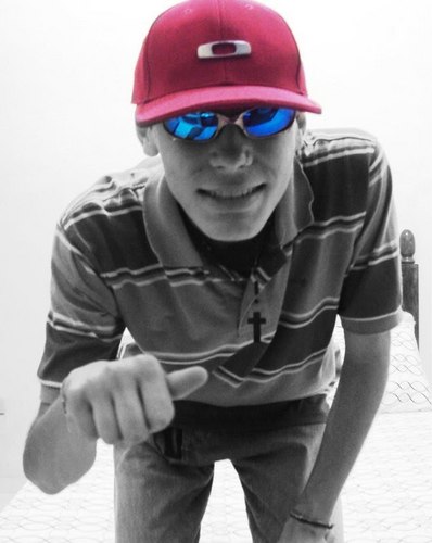 SOU ASSIM, & E NÃO VOU MUDAR
no məu tαlənto α criαtividαdə ♪  ,$$ eeuu naõ sigo a moda ela me seguee $$ . HAHA