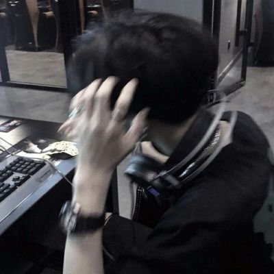 云