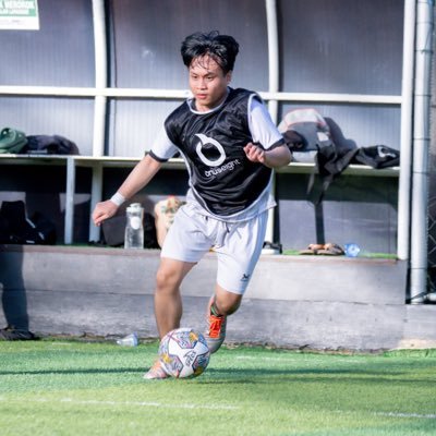 anak satu ini dari kecil udah tergila-gila sama si @LFC