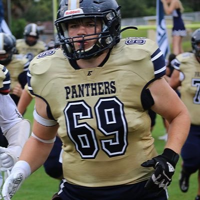 Class of 24’ | 6’2”| 250lbs| #69 Offensive C, G, & T, for Eustis High School •3.0 gpa 📚 •Phone📲 (352)-638-8722 •Email📧landoslambos@gmail.com