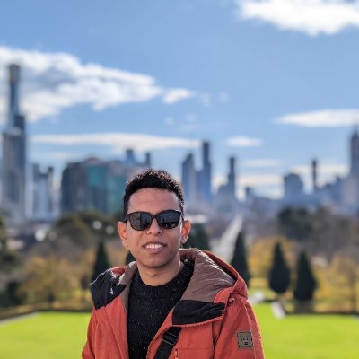 littlepet's profile picture. 