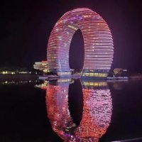 li ting (@liting699880168) 's Twitter Profile