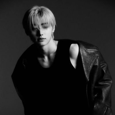 elii_hoonie's profile picture. existiendo | fan acc