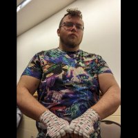 Crozz (@cagedking) 's Twitter Profile