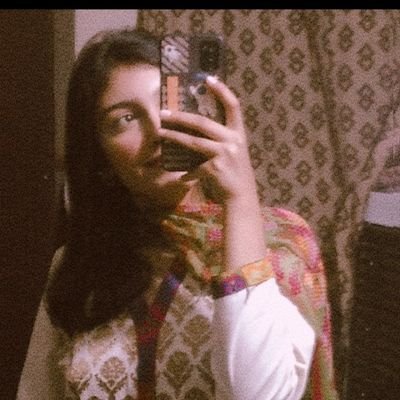 idkconfuseddd's profile picture. Bad at intros'