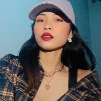 shysimprn_'s profile picture. minding my own business