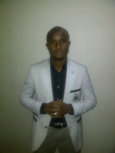 Dimeji_2's profile picture. What I love doing is playing football all day.