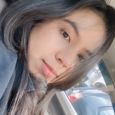 prettysnpr's profile picture. moodygirl