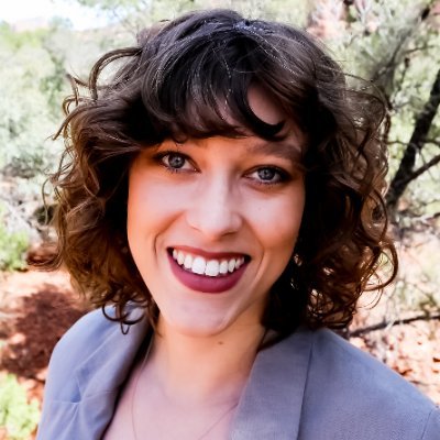 Shelbe_Hunsaker's profile picture. Christ follower ✝️ | Home Renovator 🏚| Self defense advocate 🥊 | Practicing yogi 🧘🏻‍♀️| Amazonian @awscloud | All tweets are my own.