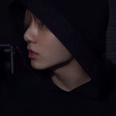 อย่าล้ำเส้นมากกว่าเพื่อน
Everything always has a reason 🤷