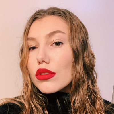 wakeboardfia's profile picture. Probably obsessed with palm trees and pineapples