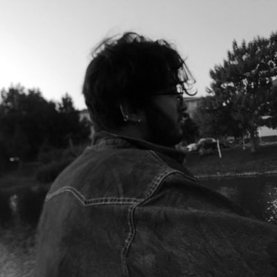 experimental photographer & director. i take photos and create videoarts for explain my whole world.